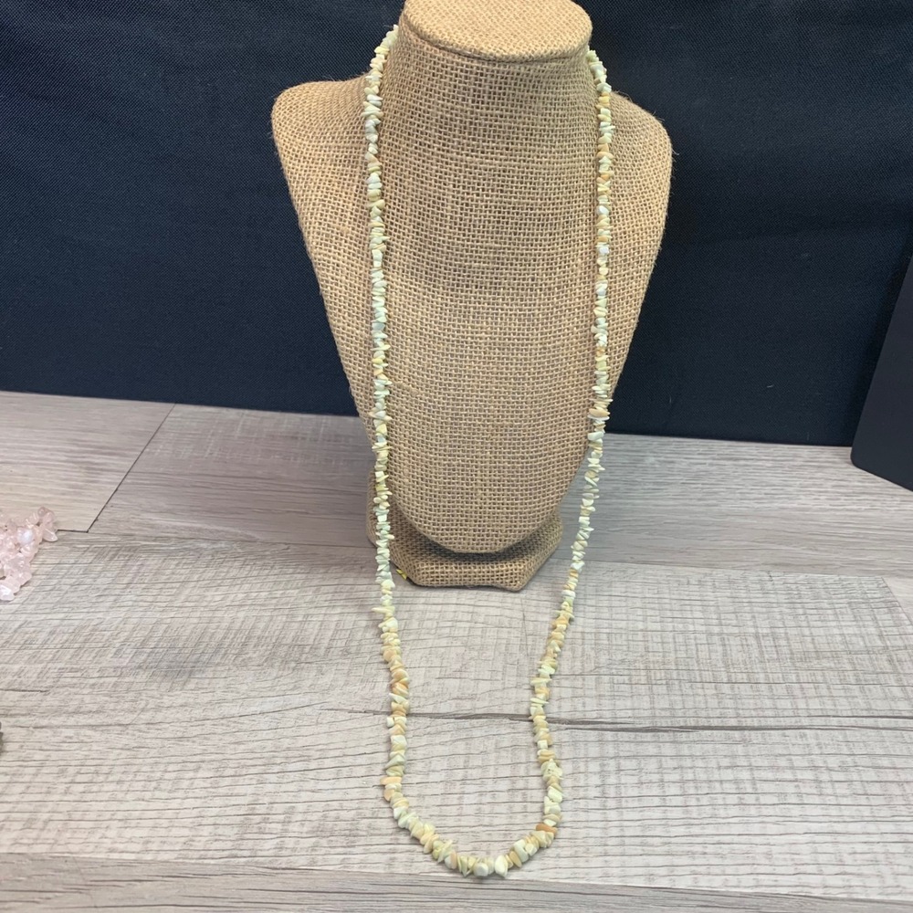 Vintage Natural Stone Chip Long Strand Necklace Pale Green Cream 34 Inch